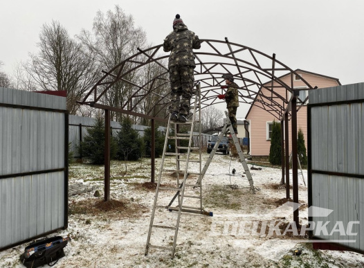 Навес из поликарбоната для парковки машины на даче №67 1726