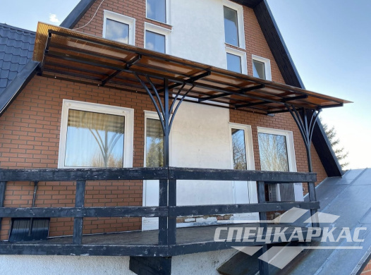 Навес над балконом из поликарбоната №45 1511